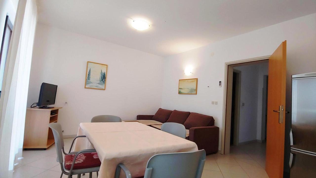 Apartments With A Parking Space Rabac, Labin - 19058 מראה חיצוני תמונה