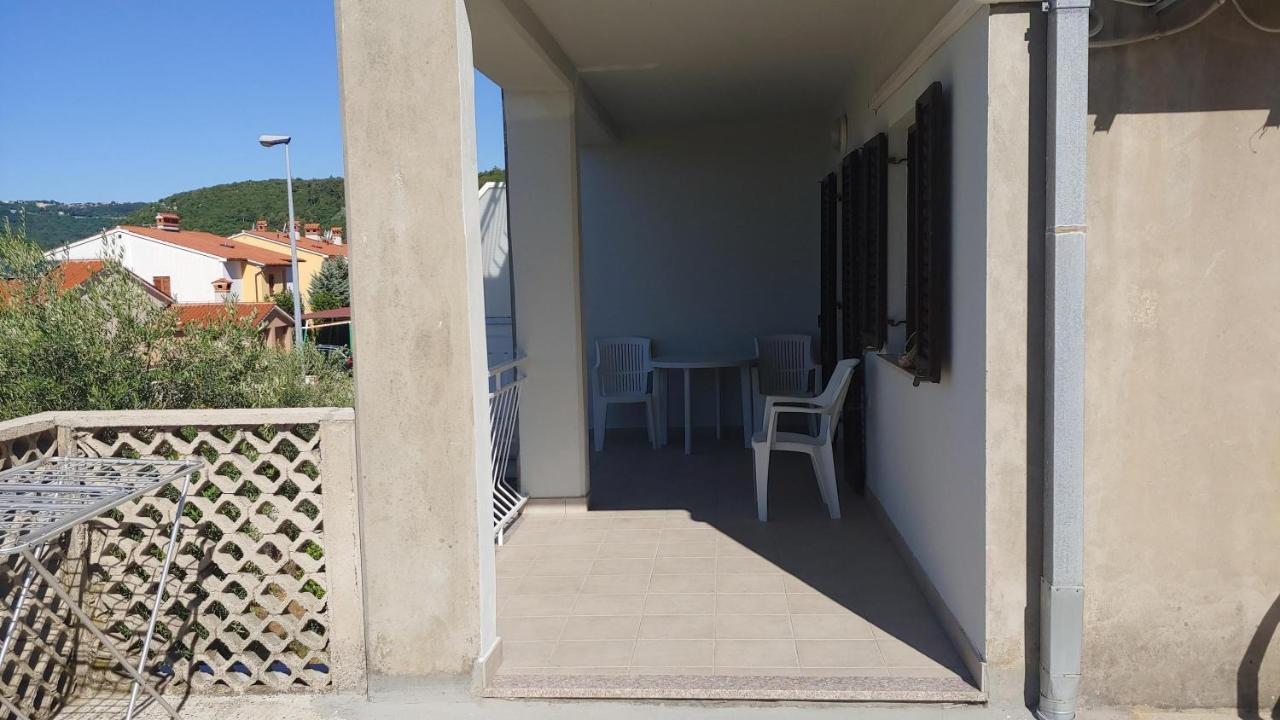 Apartments With A Parking Space Rabac, Labin - 19058 מראה חיצוני תמונה