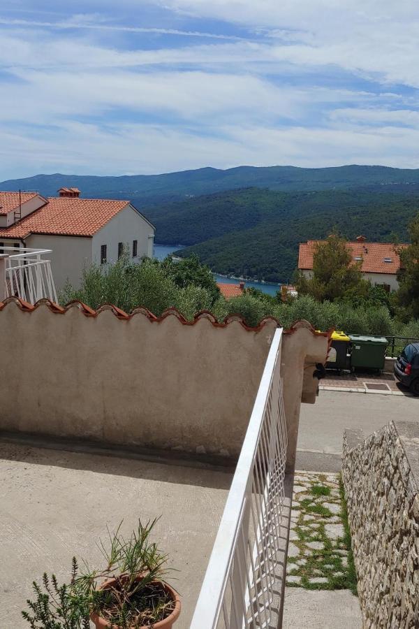 Apartments With A Parking Space Rabac, Labin - 19058 מראה חיצוני תמונה